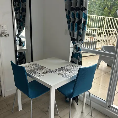 La Grande Terrasse, Rez-de-jardin Appartement Caen
